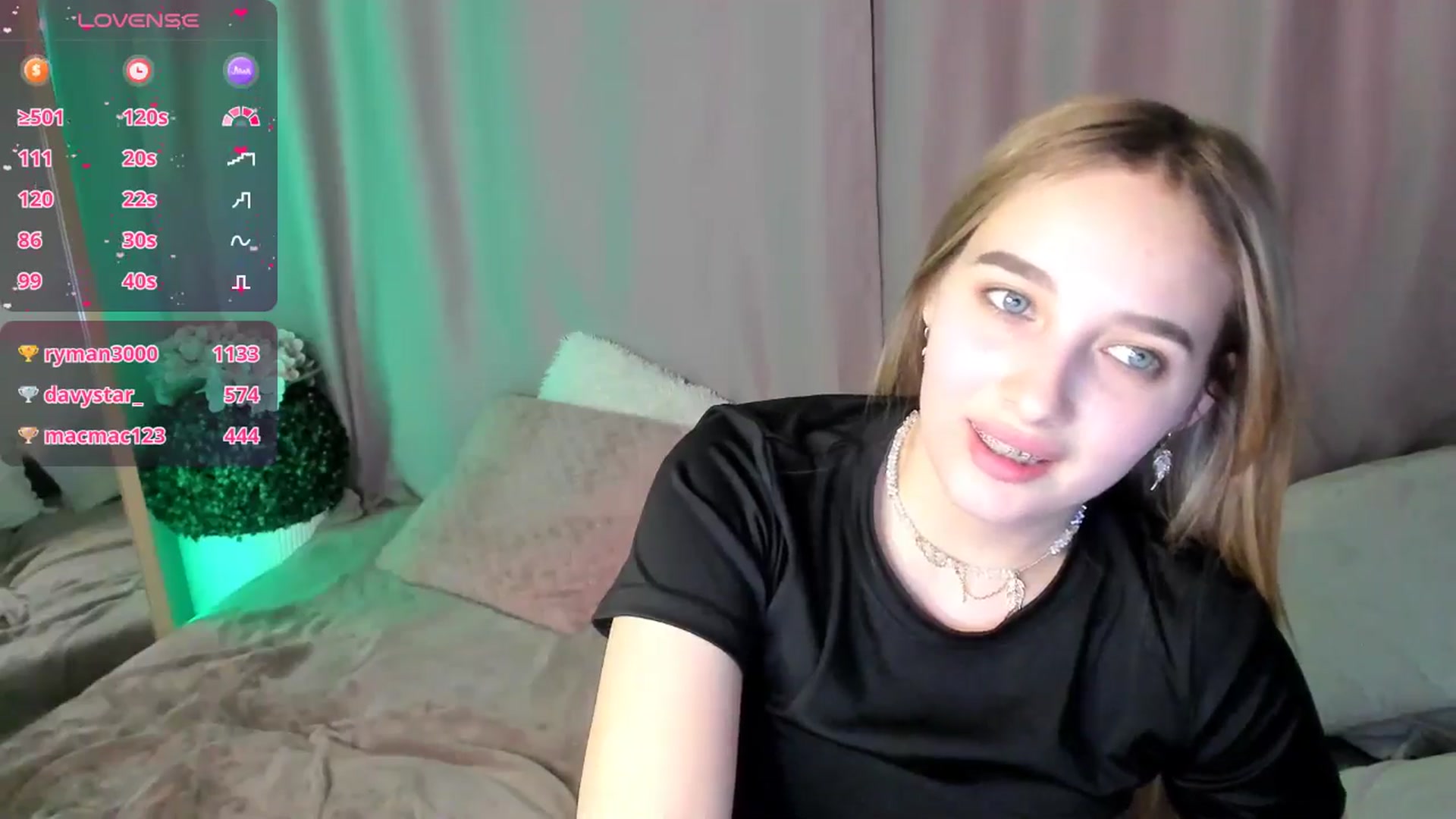 Gallery image thumbnail from TaisiaHot's myfreecams stream on, 03/17/2026, 18:10 image 2 of 20