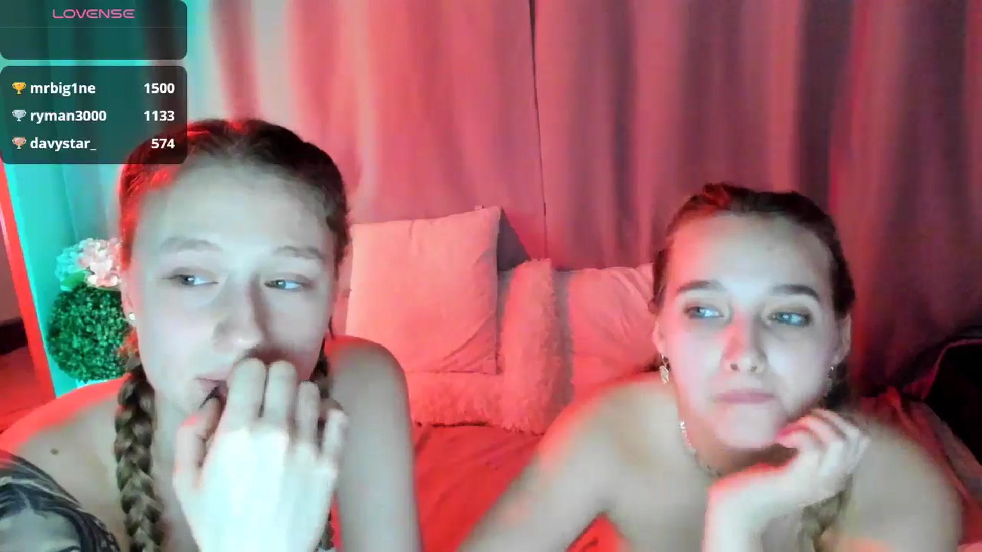 Gallery image thumbnail from TaisiaHot's myfreecams stream on, 03/18/2026, 24:51 image 11 of 20