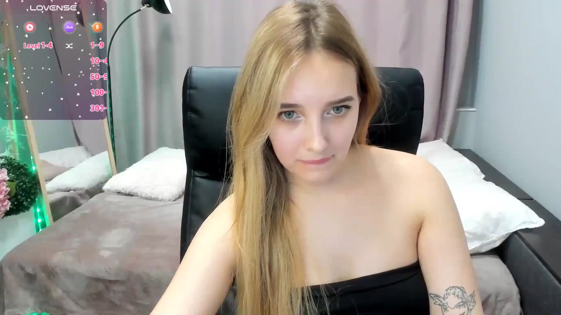 Gallery image thumbnail from TaisiaHot's myfreecams stream on, 03/31/2026, 15:45 image 12 of 20