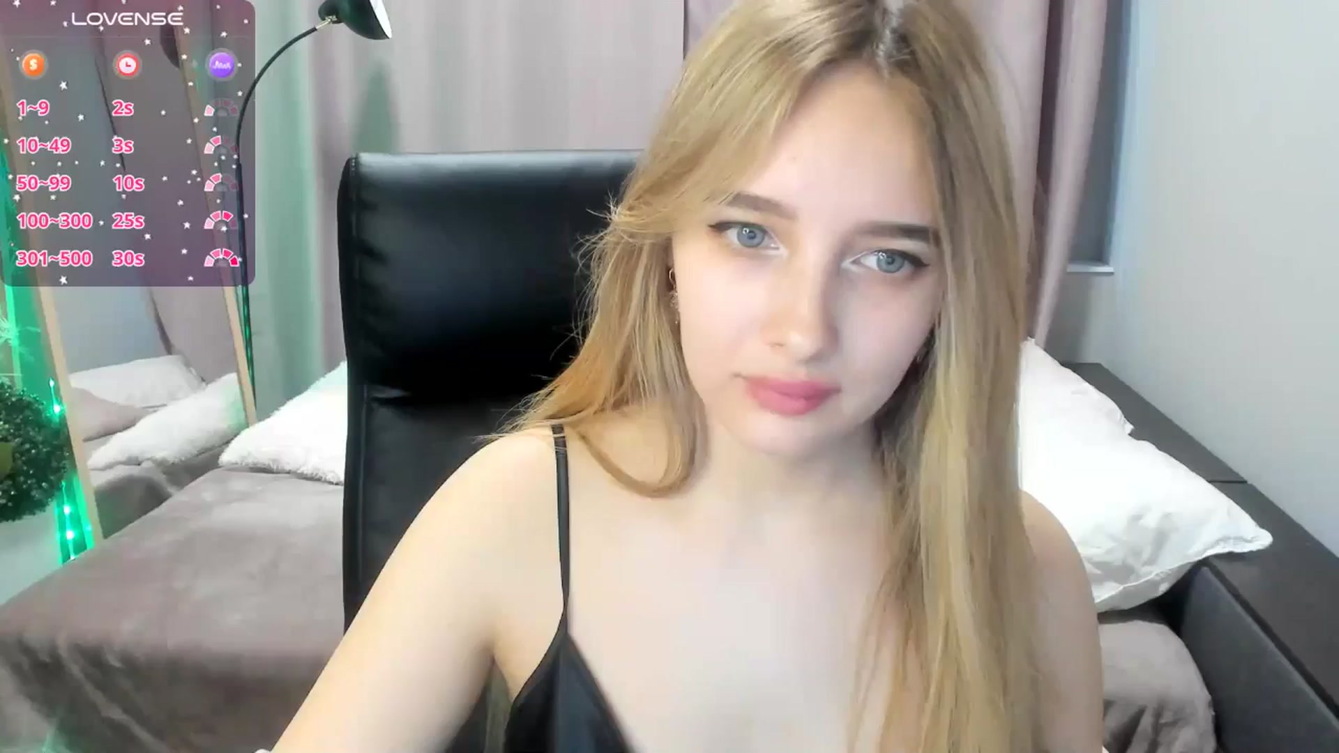 Gallery image thumbnail from TaisiaHot's myfreecams stream on, 04/01/2026, 08:30 image 1 of 20