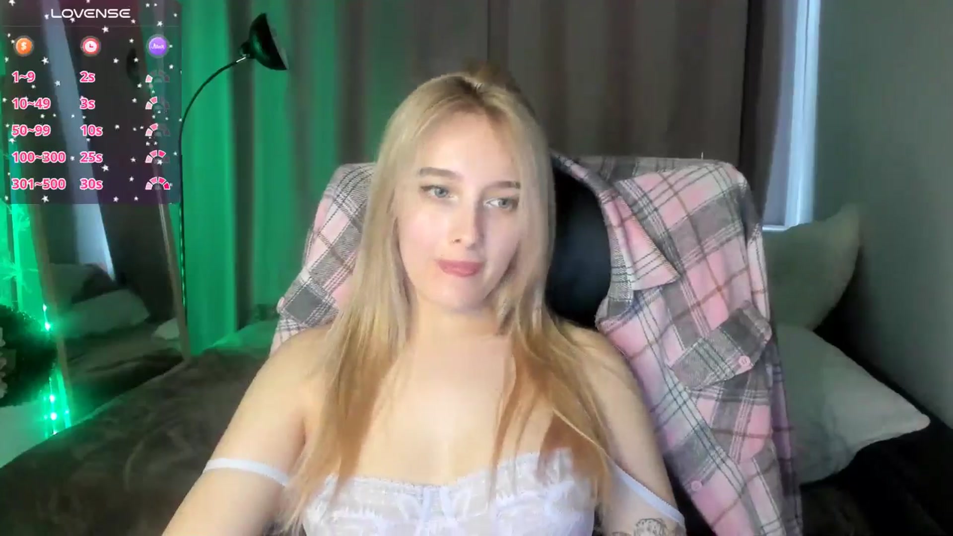 Gallery image thumbnail from TaisiaHot's myfreecams stream on, 04/03/2026, 10:41 image 4 of 20