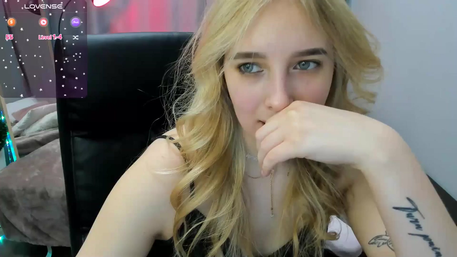 Gallery image thumbnail from TaisiaHot's myfreecams stream on, 04/08/2026, 11:08 image 1 of 20