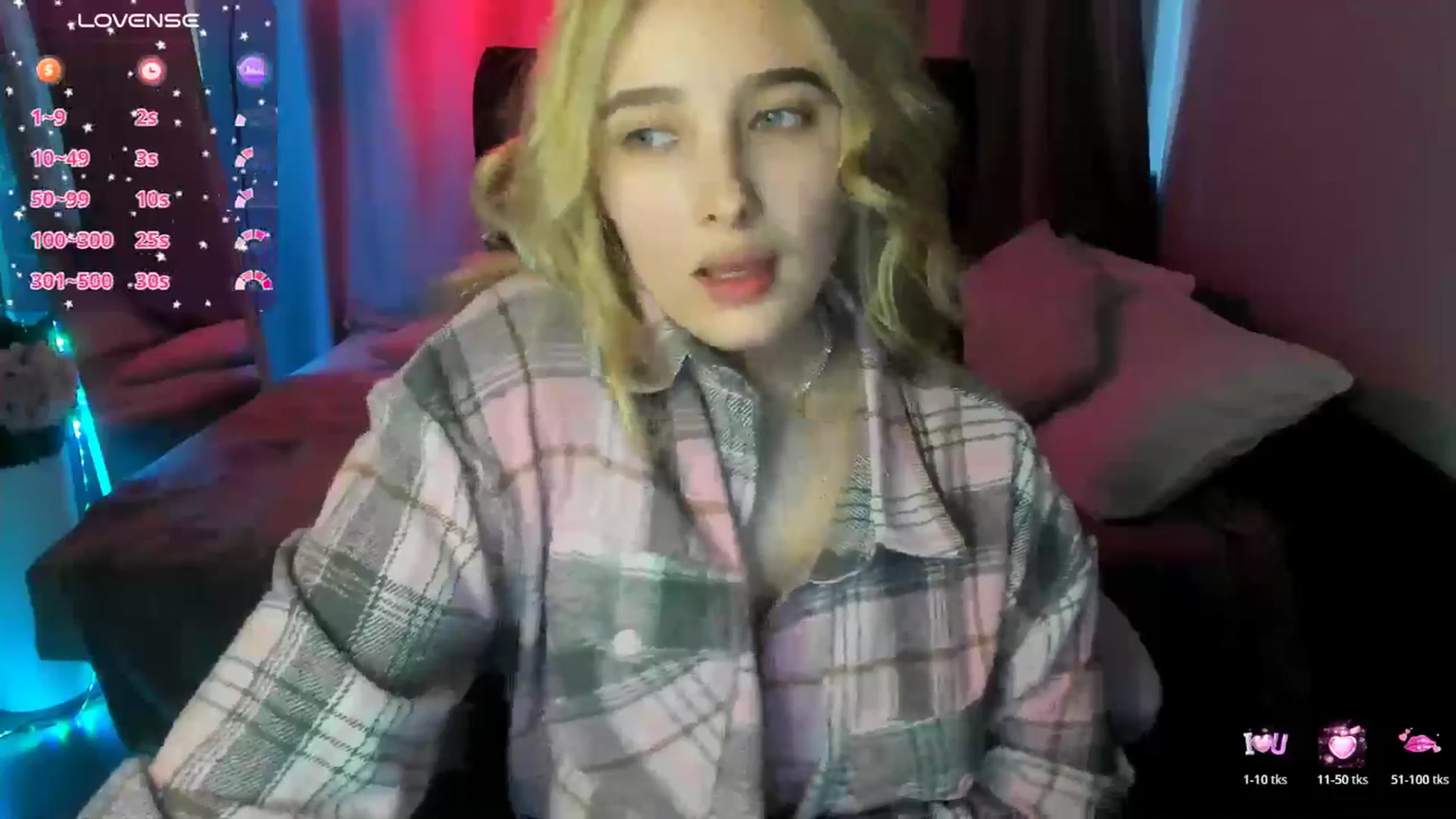 Gallery image thumbnail from TaisiaHot's myfreecams stream on, 04/13/2026, 10:21 image 5 of 20