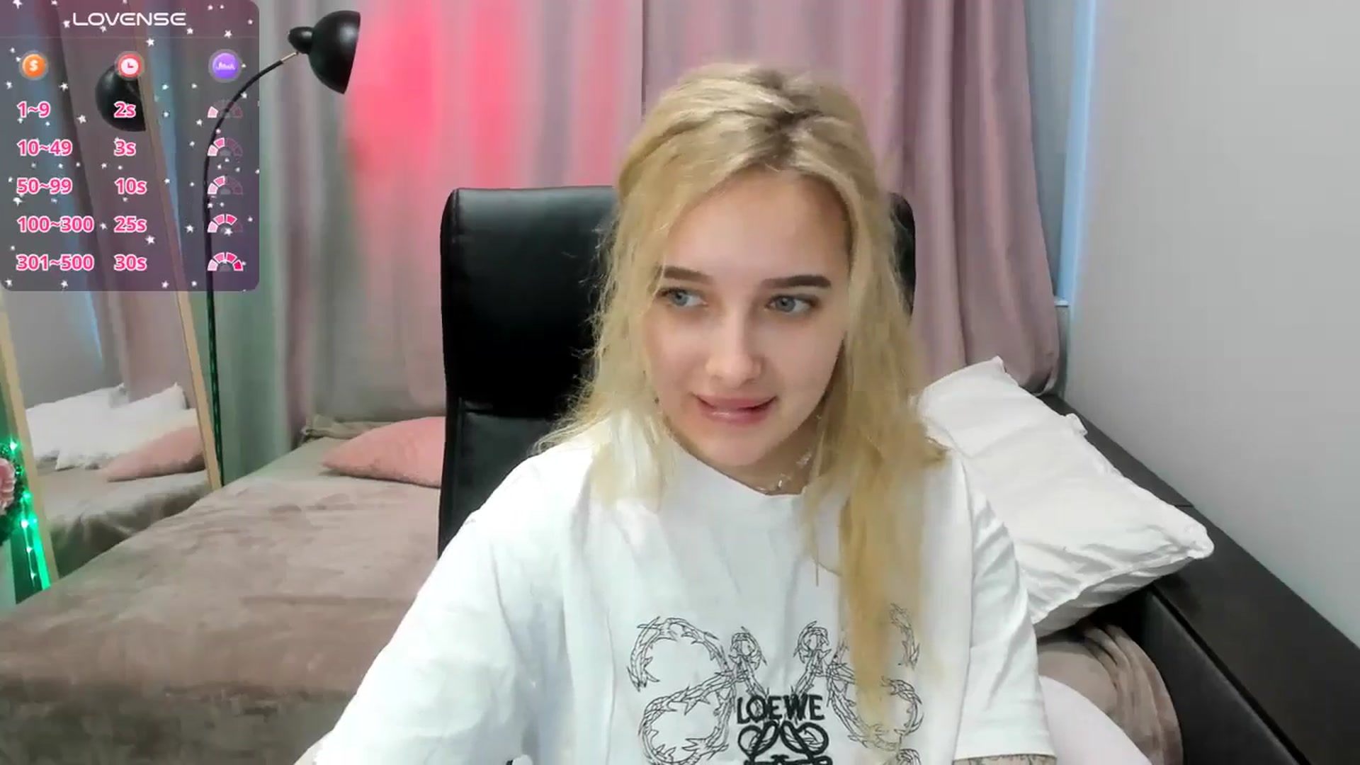 Gallery image thumbnail from TaisiaHot's myfreecams stream on, 04/14/2026, 11:18 image 3 of 20
