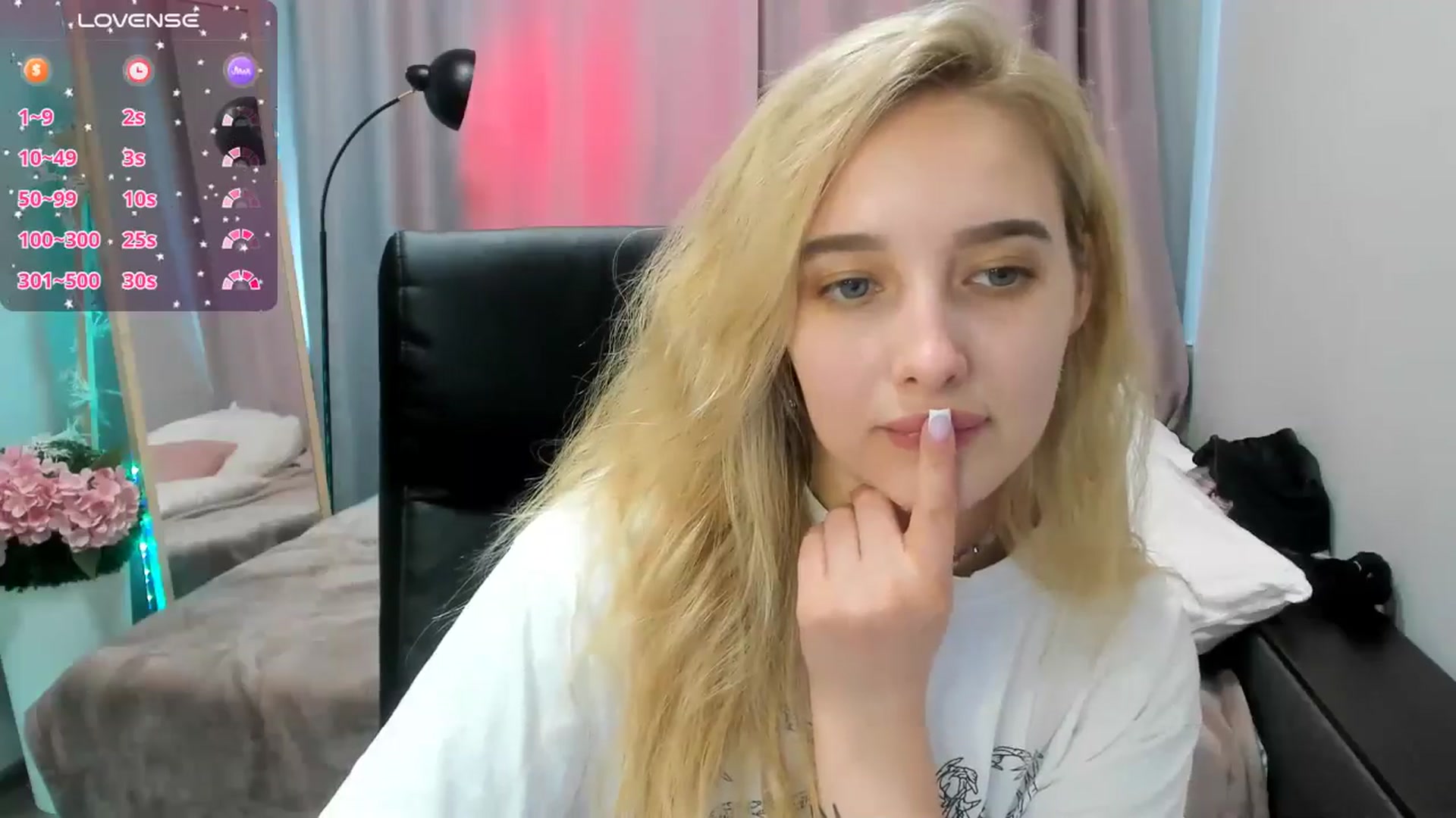 Gallery image thumbnail from TaisiaHot's myfreecams stream on, 04/14/2026, 13:50 image 9 of 20