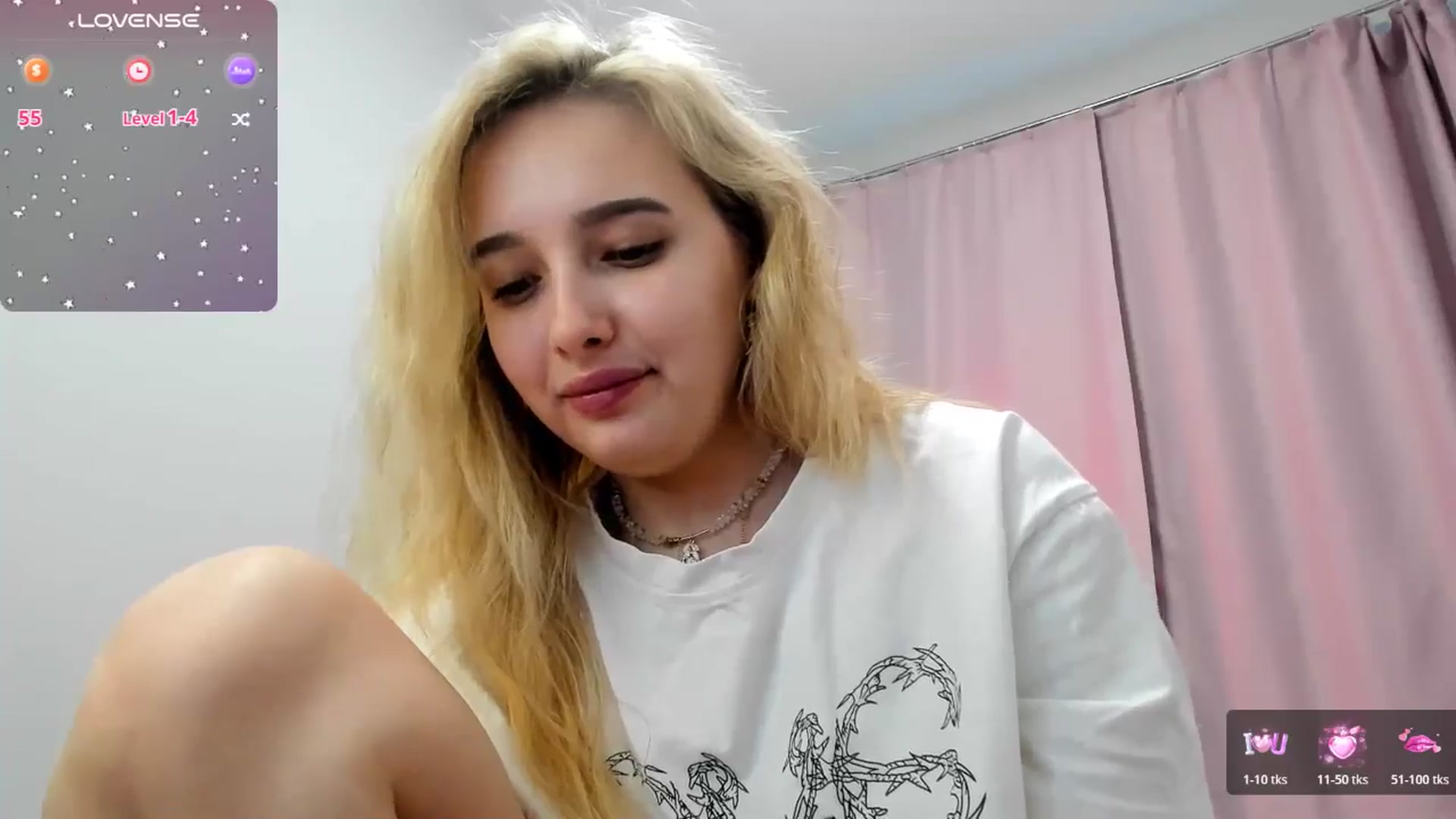 Gallery image thumbnail from TaisiaHot's myfreecams stream on, 04/14/2026, 13:50 image 15 of 20