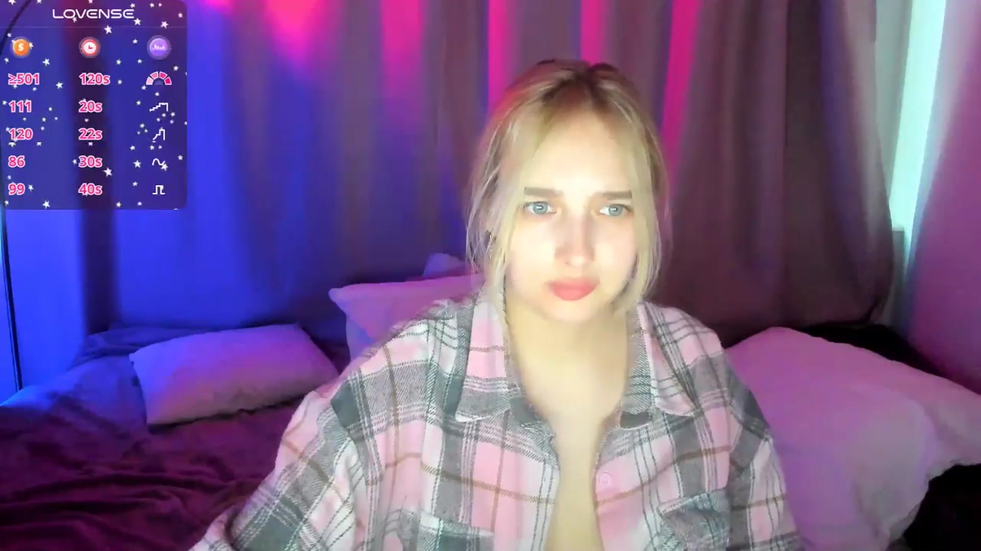 Gallery image thumbnail from TaisiaHot's myfreecams stream on, 04/18/2026, 12:51 image 4 of 20