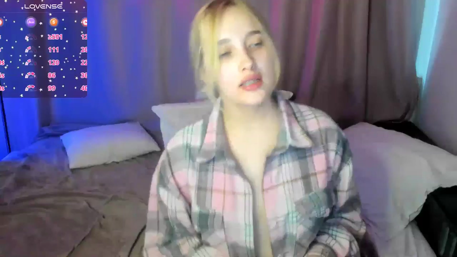Gallery image thumbnail from TaisiaHot's myfreecams stream on, 04/18/2026, 12:51 image 1 of 20