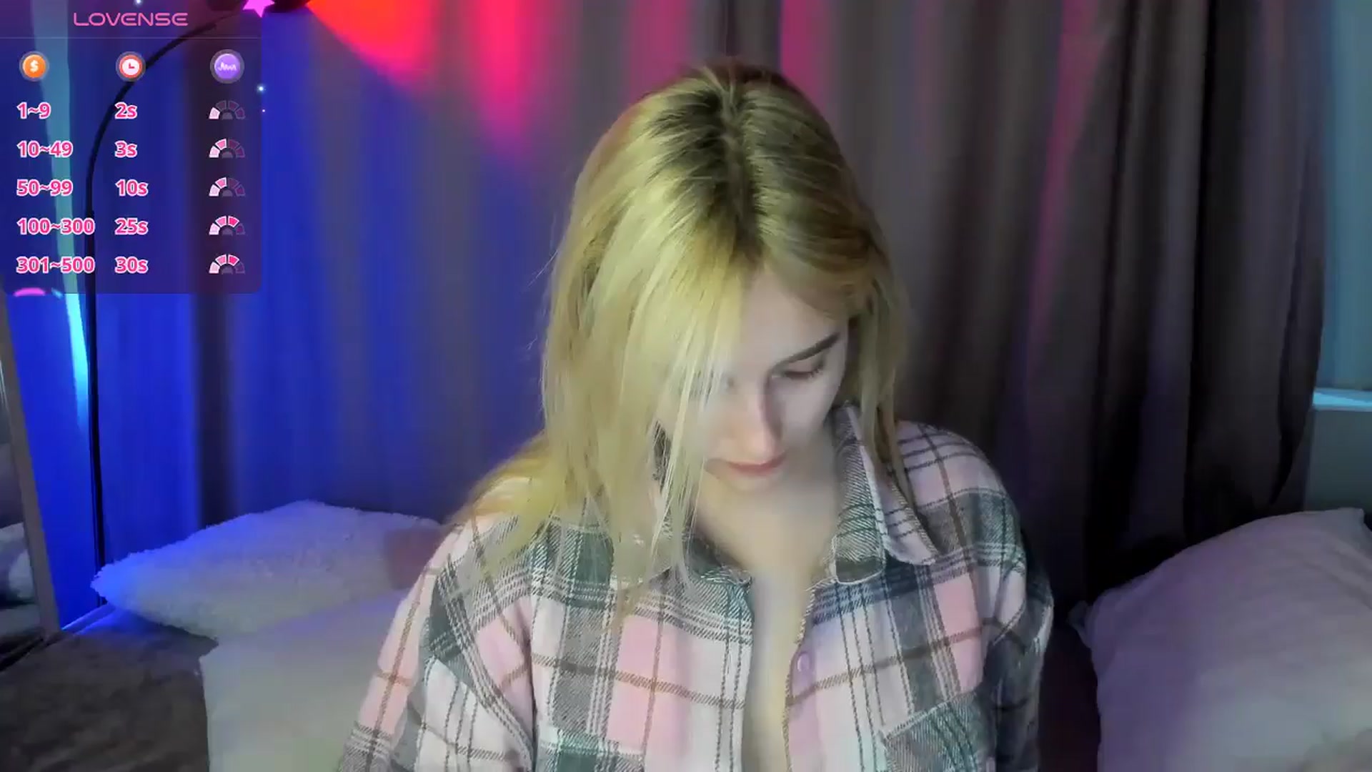 Gallery image thumbnail from TaisiaHot's myfreecams stream on, 04/19/2026, 12:18 image 1 of 20
