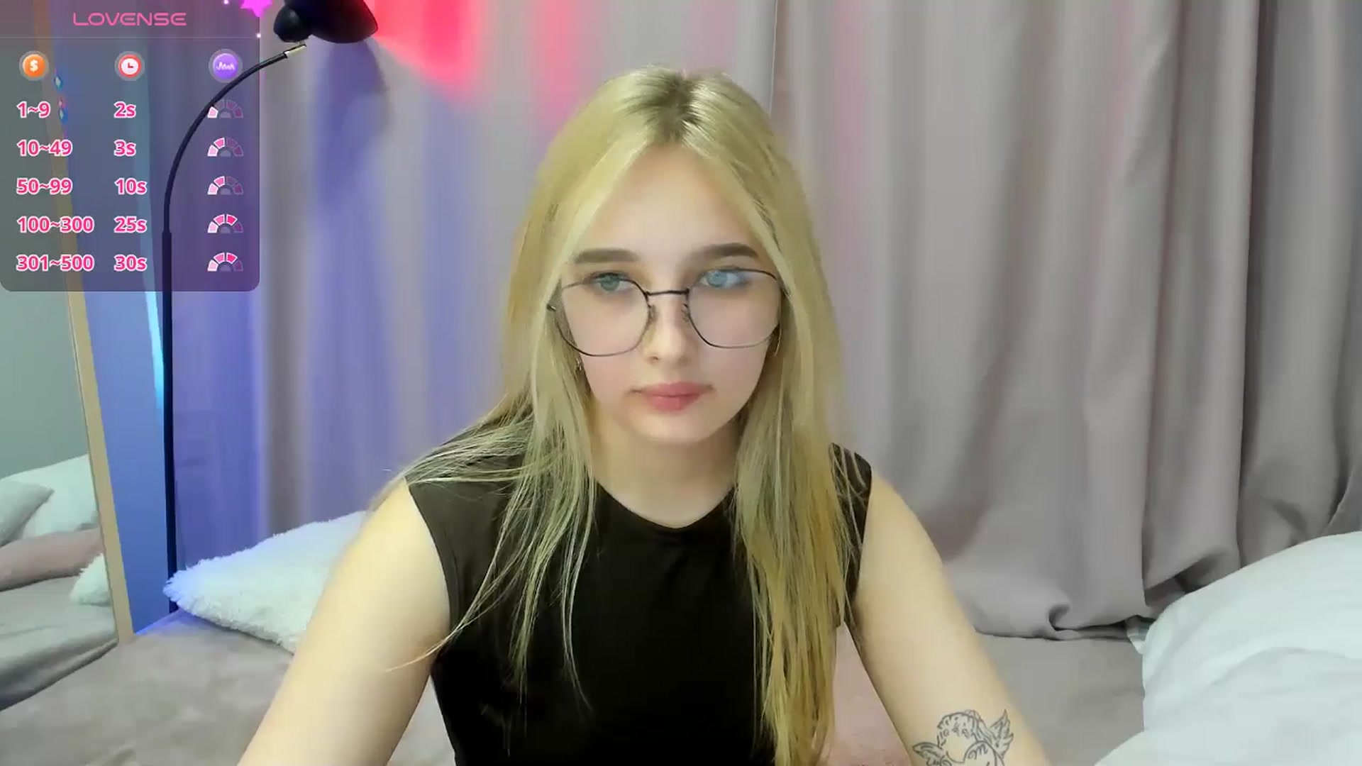 Gallery image thumbnail from TaisiaHot's myfreecams stream on, 04/19/2026, 14:50 image 19 of 20