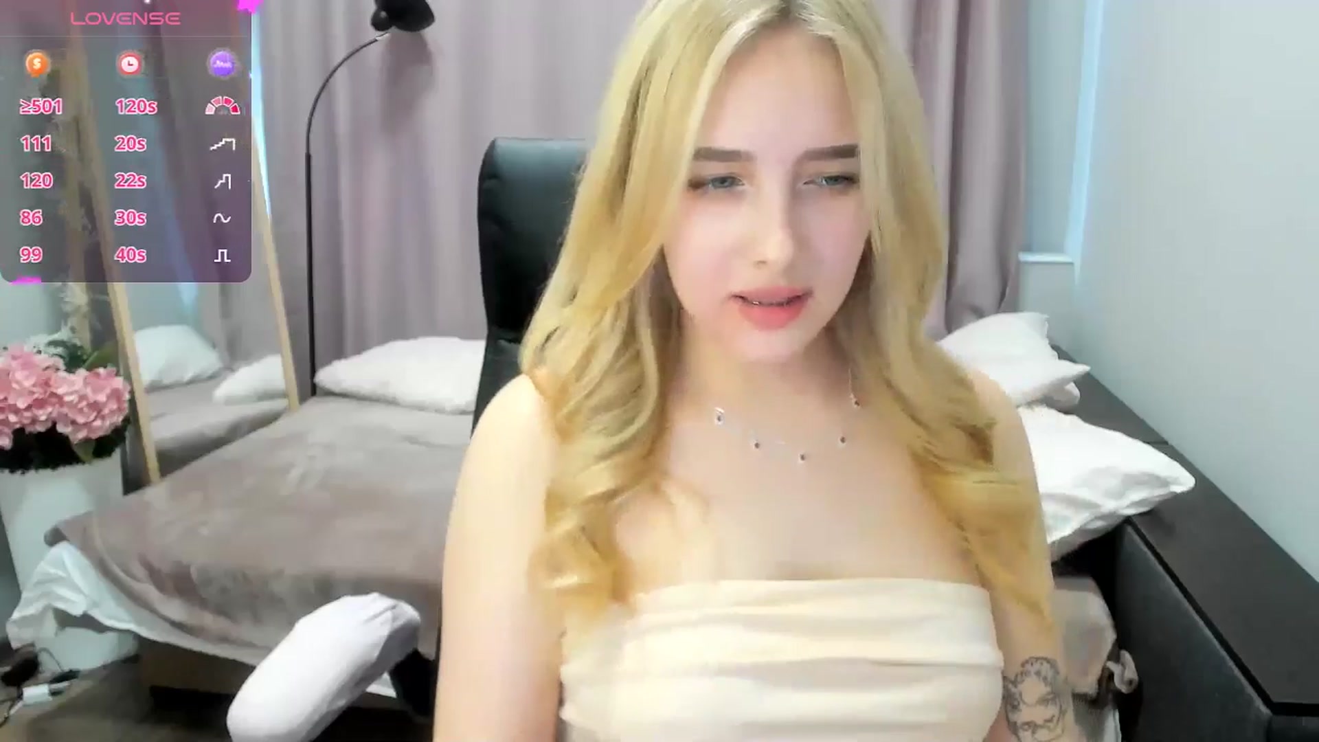Gallery image thumbnail from TaisiaHot's myfreecams stream on, 04/20/2026, 10:05 image 5 of 20