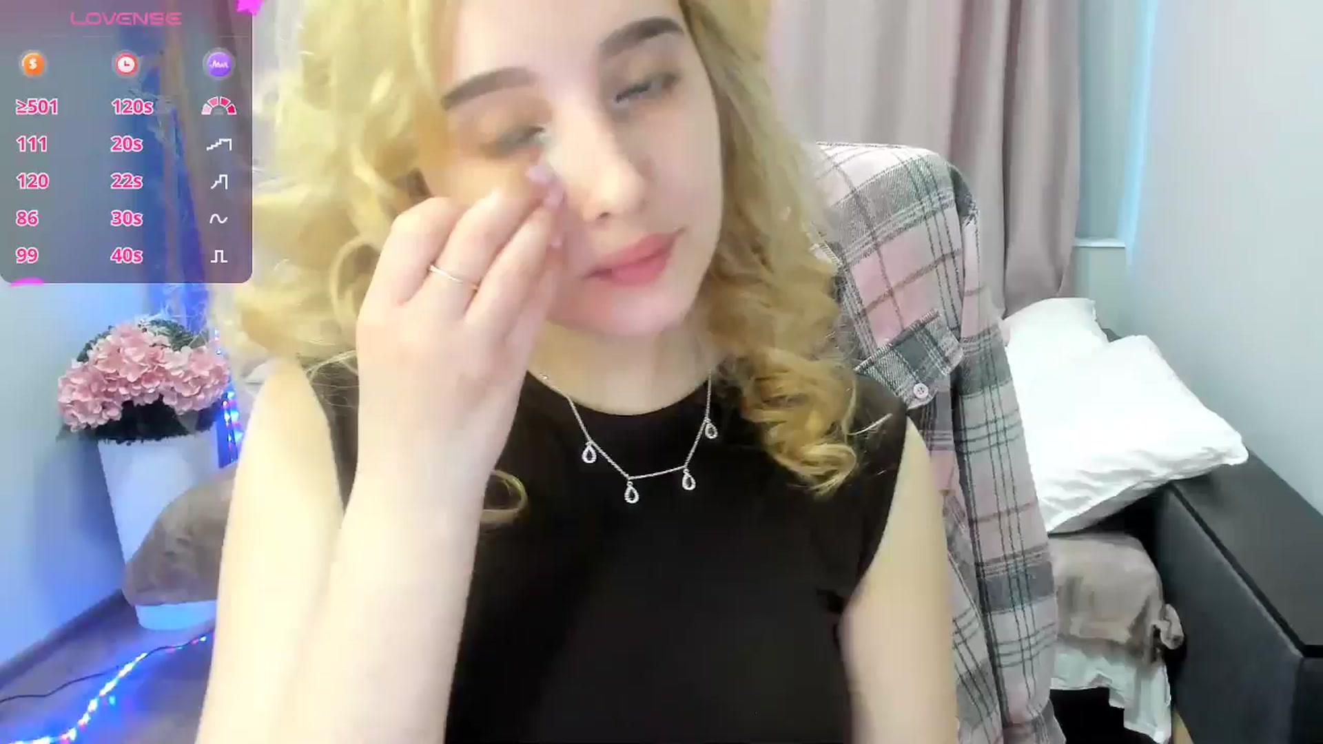 Gallery image thumbnail from TaisiaHot's myfreecams stream on, 04/21/2026, 09:32 image 4 of 20