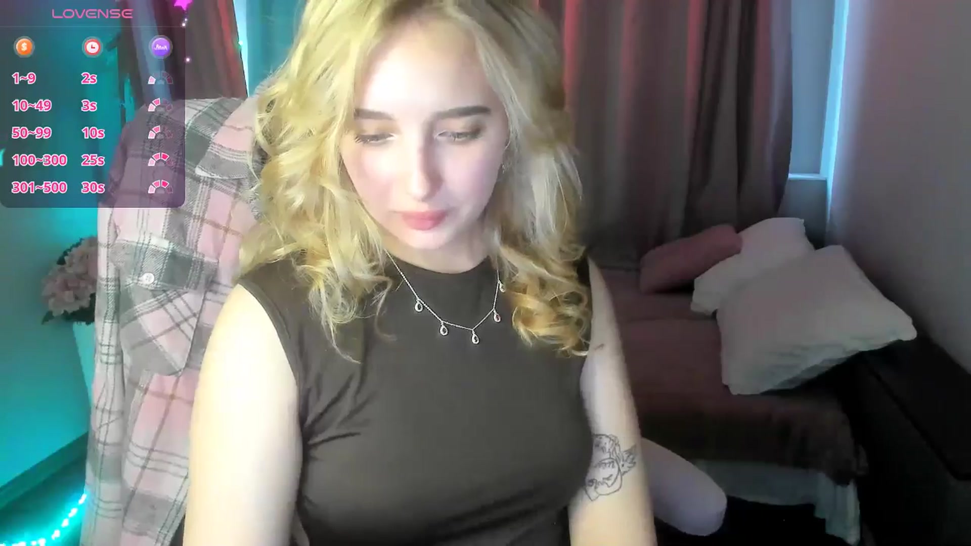 Gallery image thumbnail from TaisiaHot's myfreecams stream on, 04/21/2026, 09:32 image 18 of 20