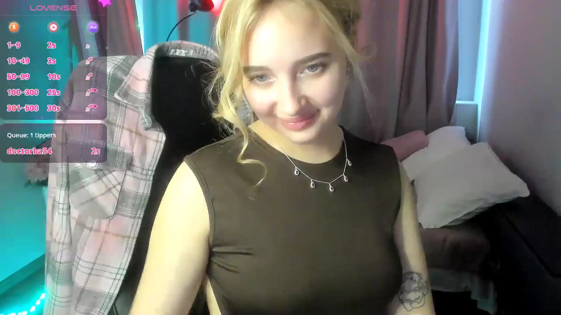 Gallery image thumbnail from TaisiaHot's myfreecams stream on, 04/21/2026, 09:32 image 9 of 20