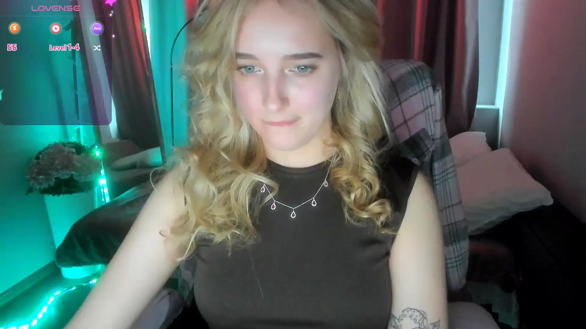 Gallery image thumbnail from TaisiaHot's myfreecams stream on, 04/21/2026, 09:32 image 14 of 20