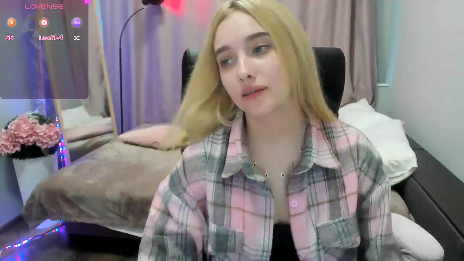 Gallery image thumbnail from TaisiaHot's myfreecams stream on, 04/22/2026, 08:41 image 3 of 20