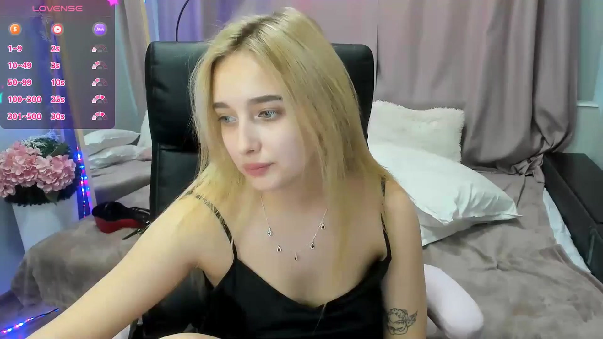 Gallery image thumbnail from TaisiaHot's myfreecams stream on, 04/22/2026, 13:59 image 9 of 20