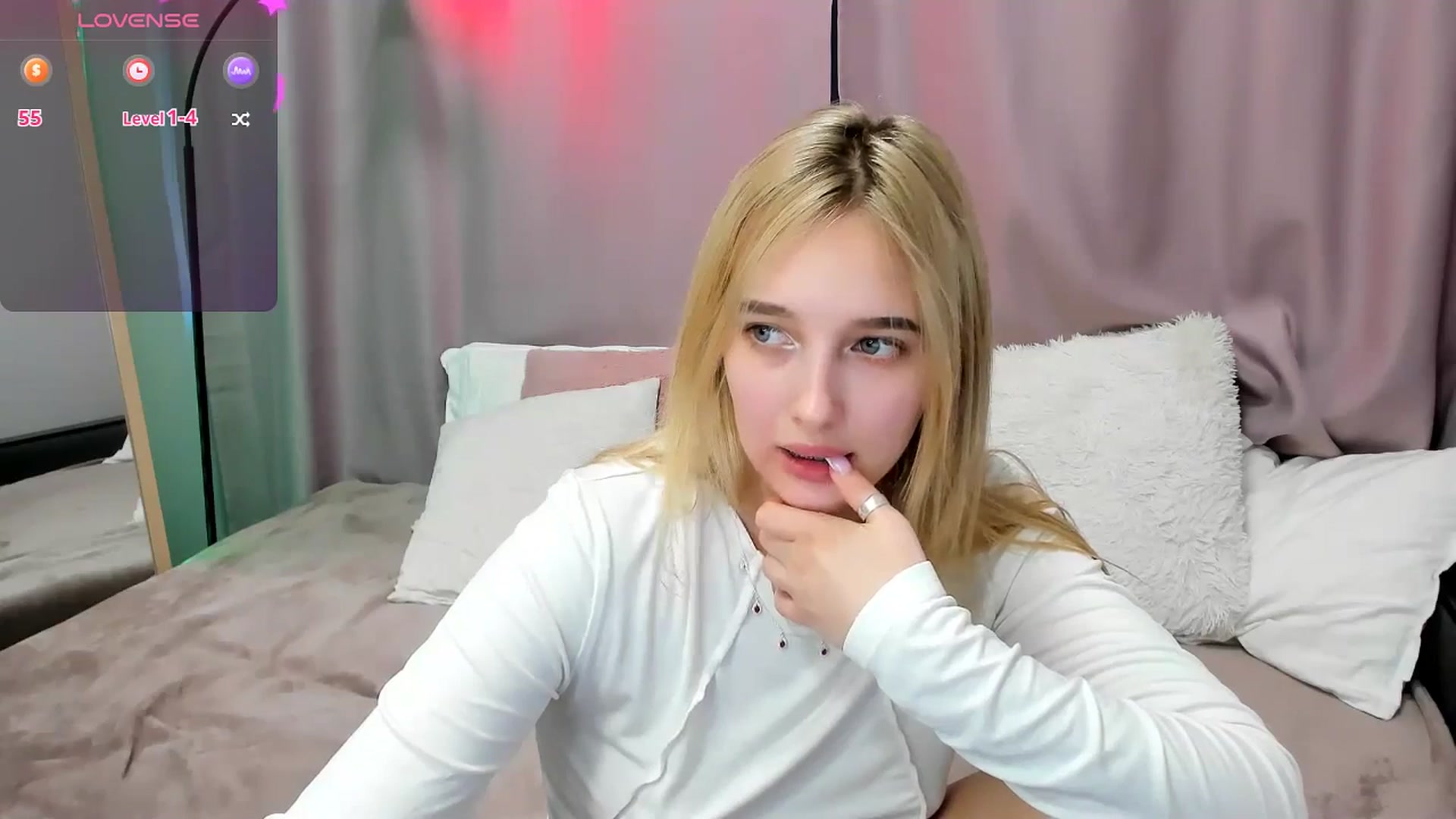 Gallery image thumbnail from TaisiaHot's myfreecams stream on, 04/27/2026, 13:58 image 8 of 20