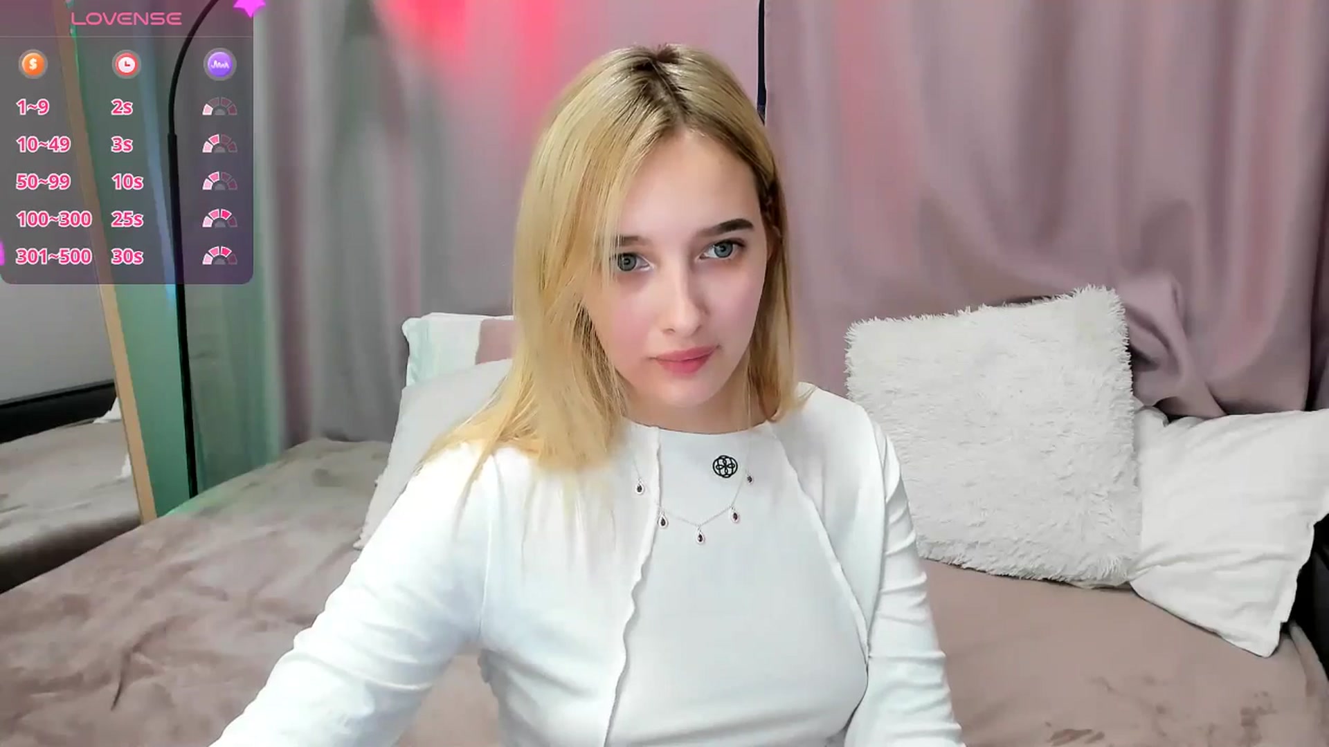 Gallery image thumbnail from TaisiaHot's myfreecams stream on, 04/27/2026, 13:58 image 3 of 20