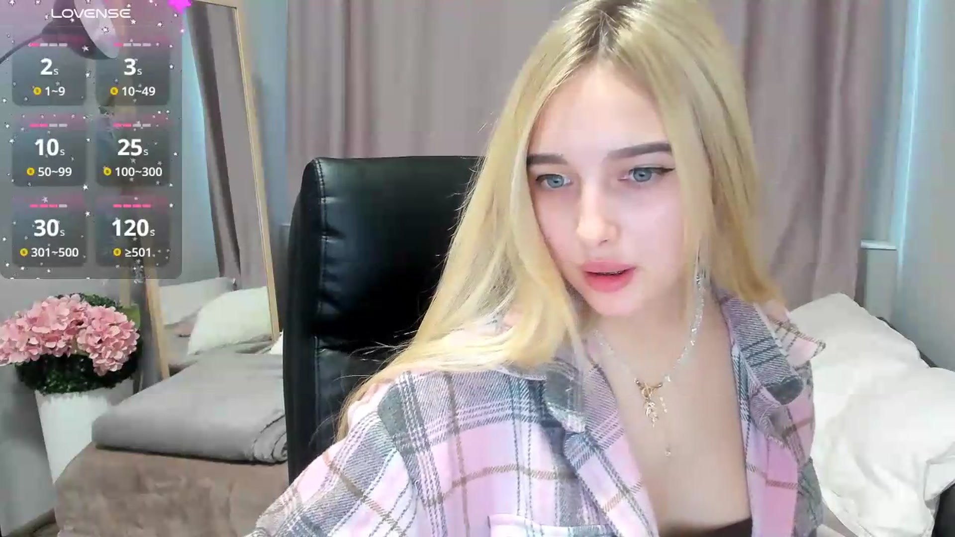 Gallery image thumbnail from TaisiaHot's myfreecams stream on, 05/12/2026, 08:43 image 3 of 20