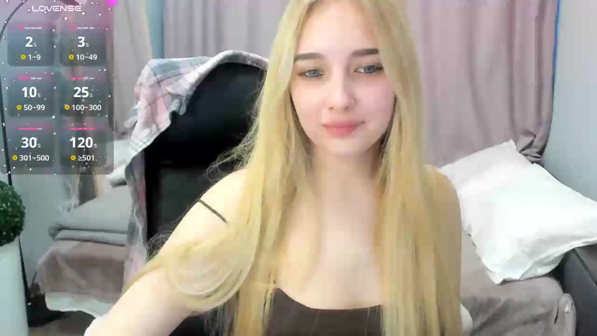 Gallery image thumbnail from TaisiaHot's myfreecams stream on, 05/16/2026, 08:32 image 10 of 20