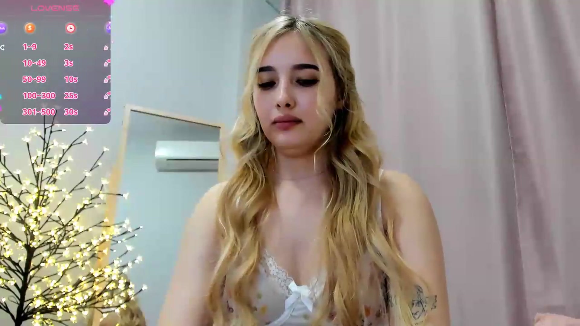 Gallery image thumbnail from TaisiaHot's myfreecams stream on, 05/24/2026, 09:48 image 6 of 20
