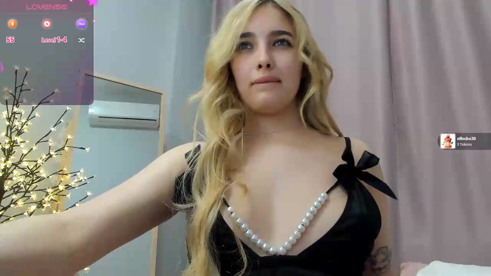 Gallery image thumbnail from TaisiaHot's myfreecams stream on, 05/24/2026, 10:35 image 17 of 20