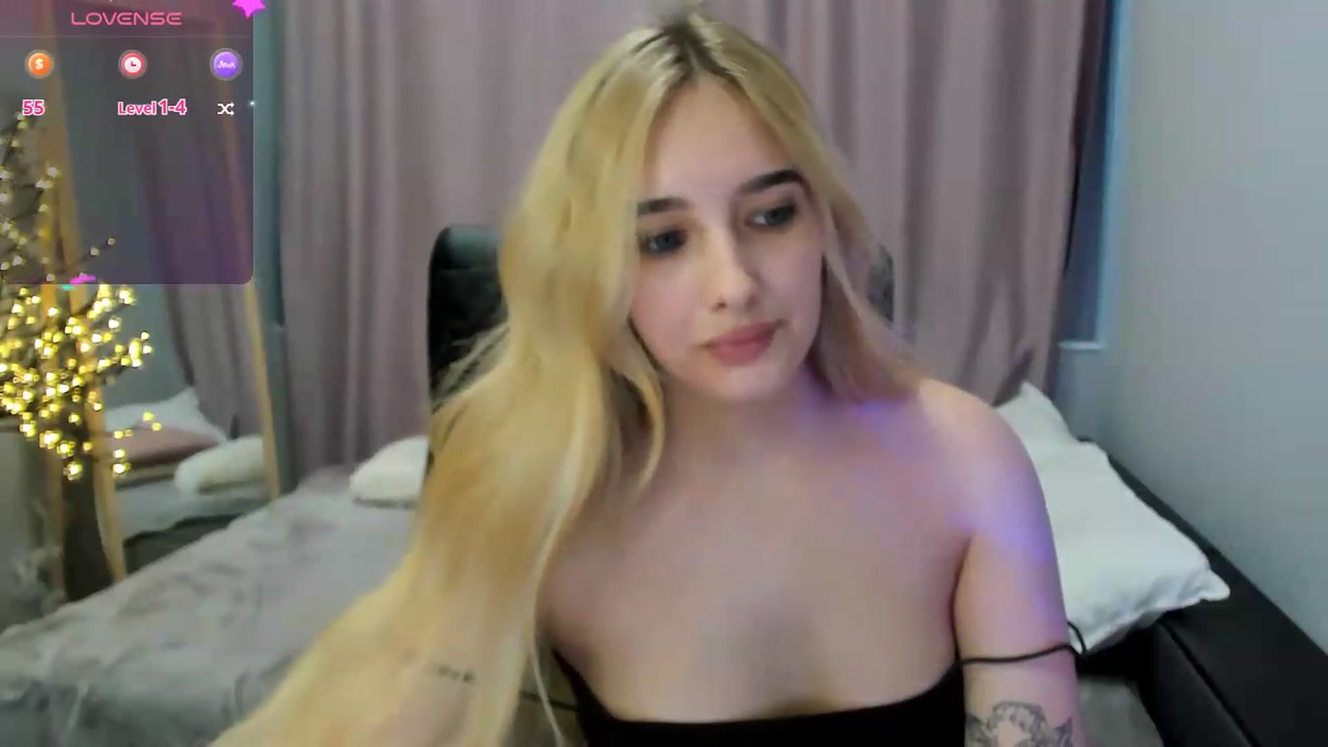 Gallery image thumbnail from TaisiaHot's myfreecams stream on, 05/25/2026, 08:41 image 6 of 20