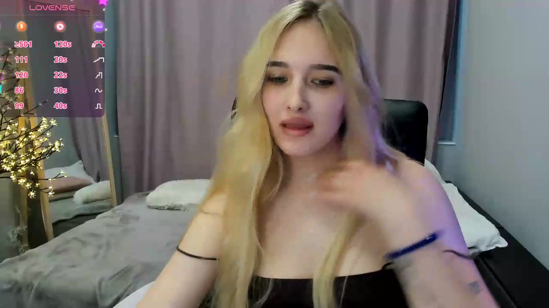 Gallery image thumbnail from TaisiaHot's myfreecams stream on, 05/25/2026, 08:41 image 5 of 20