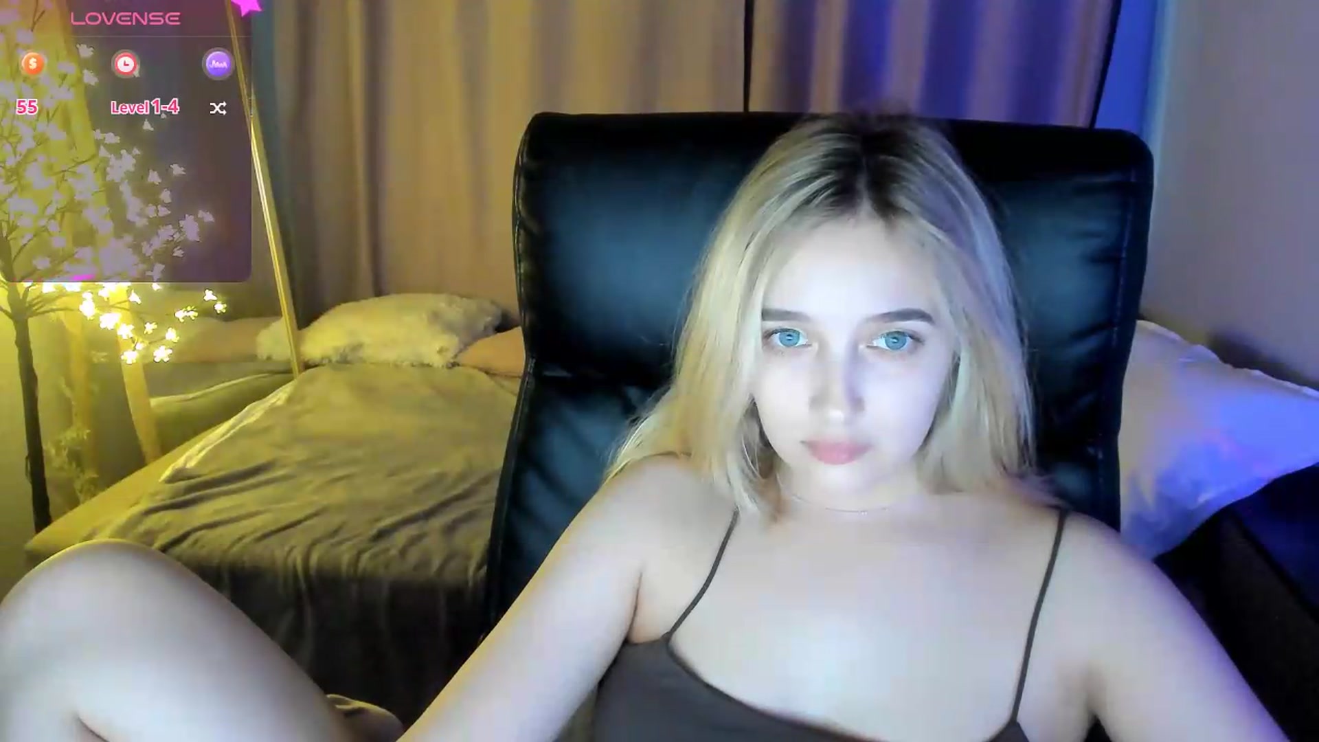 Gallery image thumbnail from TaisiaHot's myfreecams stream on, 05/29/2026, 13:57 image 8 of 20