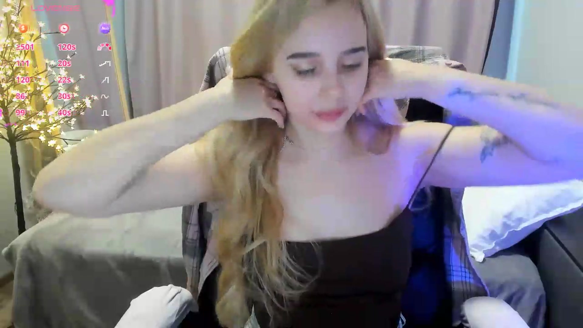 Gallery image thumbnail from TaisiaHot's myfreecams stream on, 05/30/2026, 08:41 image 4 of 20