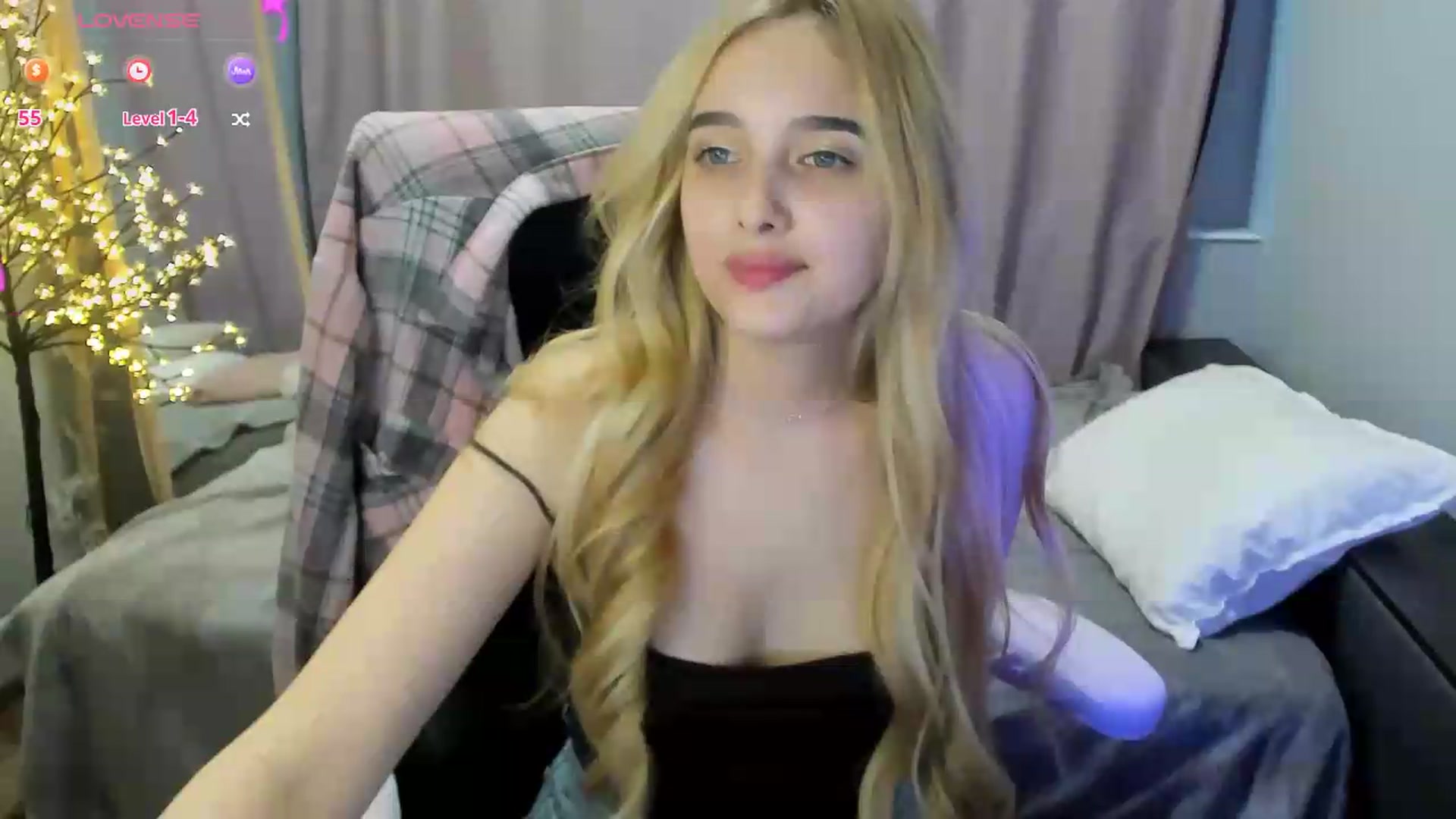 Gallery image thumbnail from TaisiaHot's myfreecams stream on, 05/30/2026, 08:41 image 16 of 20