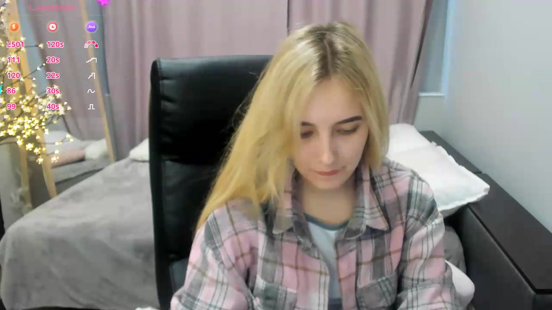 Gallery image thumbnail from TaisiaHot's myfreecams stream on, 06/01/2026, 08:44 image 2 of 20