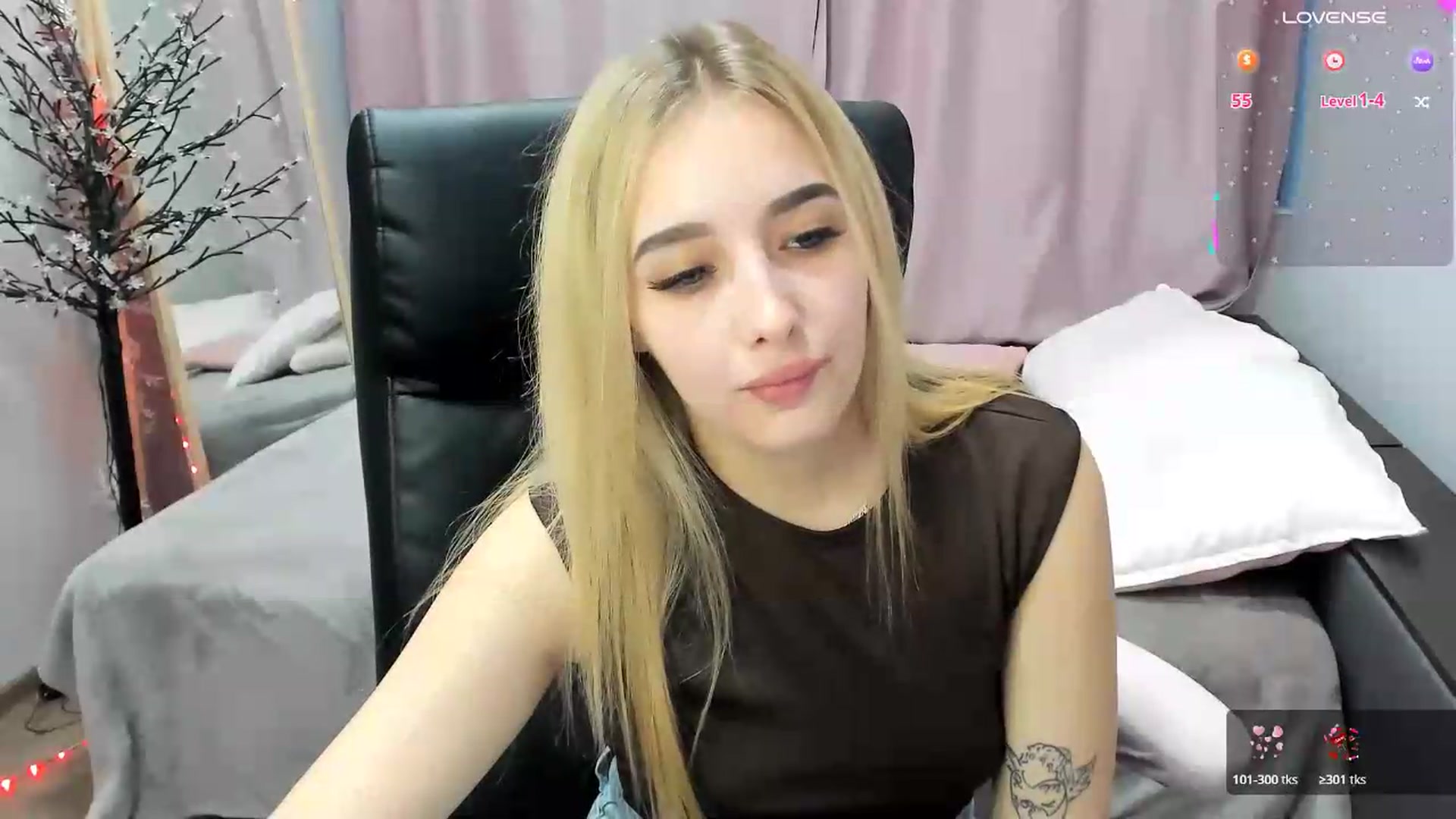 Gallery image thumbnail from TaisiaHot's myfreecams stream on, 06/15/2026, 08:33 image 13 of 20