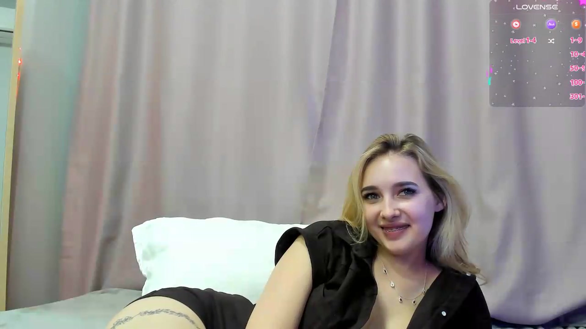 Gallery image thumbnail from TaisiaHot's myfreecams stream on, 06/16/2026, 15:31 image 9 of 20