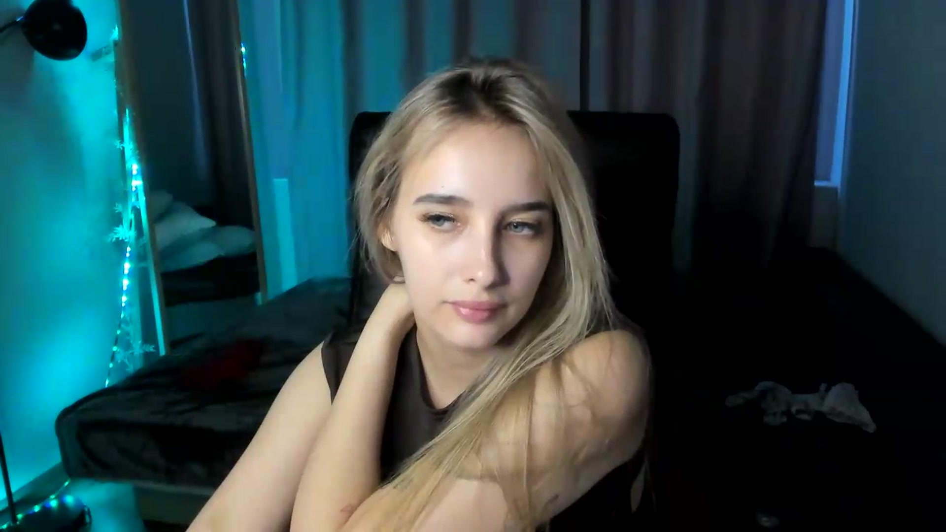 Gallery image thumbnail from TaisiaHot's myfreecams stream on, 06/29/2026, 12:26 image 5 of 20
