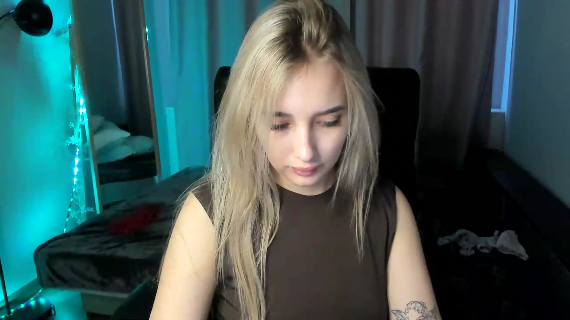 Gallery image thumbnail from TaisiaHot's myfreecams stream on, 06/29/2026, 12:26 image 9 of 20