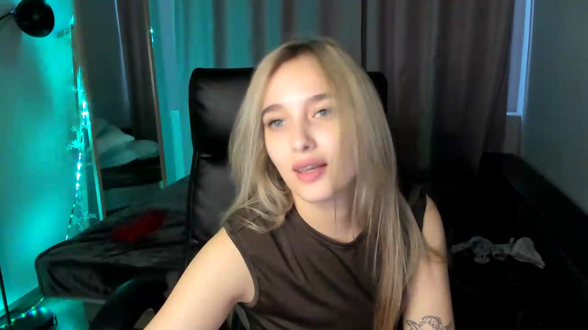 Gallery image thumbnail from TaisiaHot's myfreecams stream on, 06/29/2026, 12:26 image 13 of 20