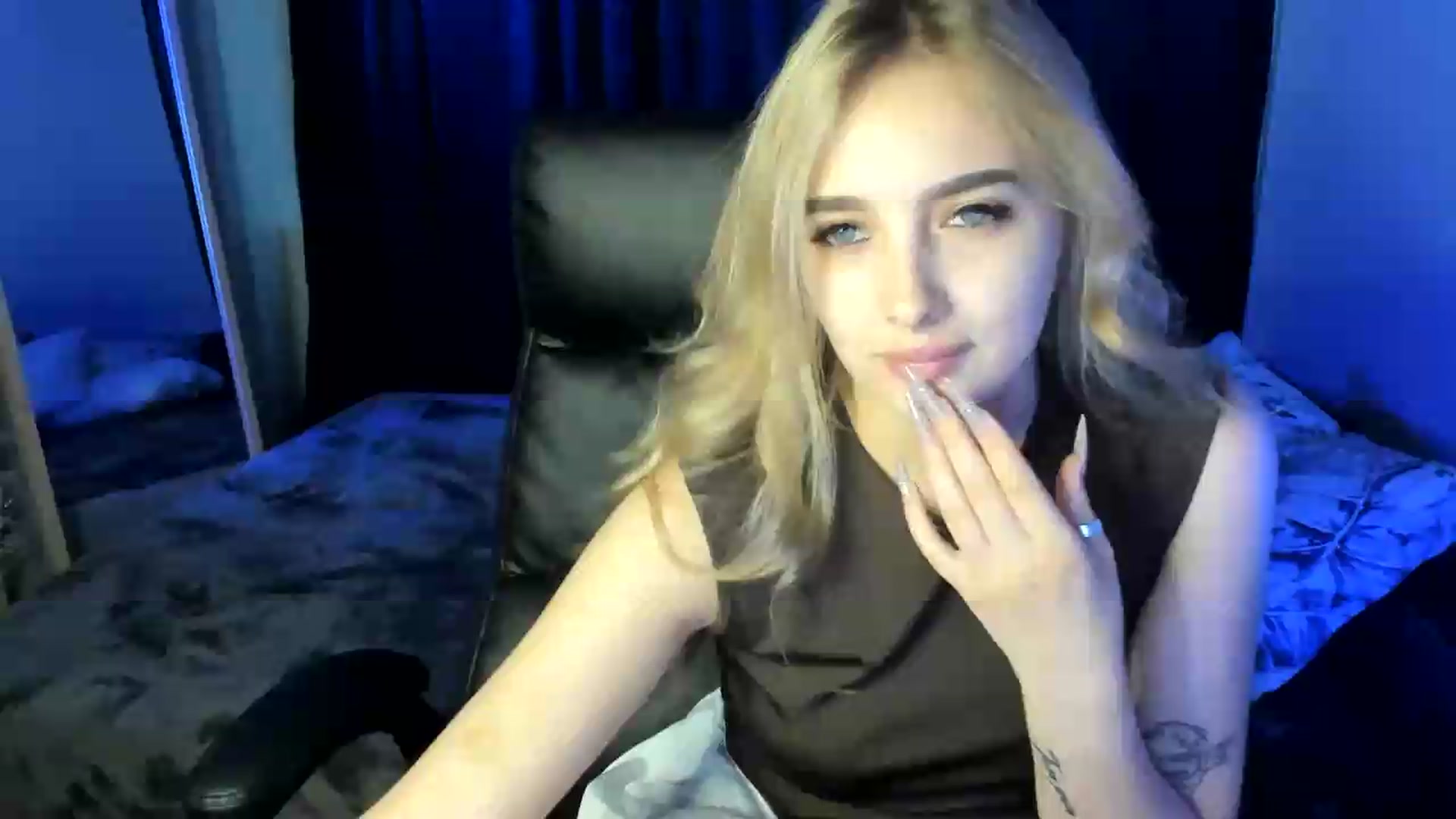 Gallery image thumbnail from TaisiaHot's myfreecams stream on, 07/03/2026, 11:29 image 1 of 20