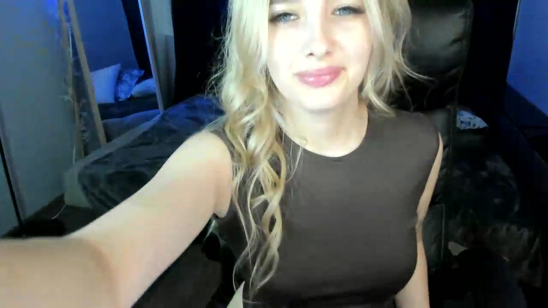 Gallery image thumbnail from TaisiaHot's myfreecams stream on, 07/03/2026, 12:51 image 3 of 20