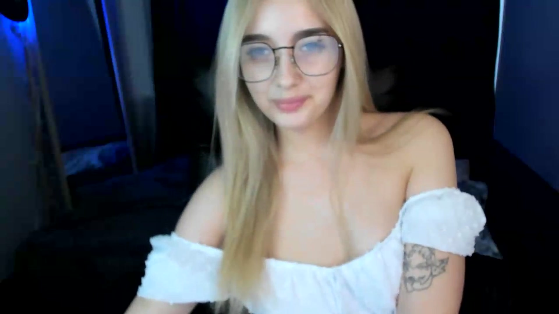Gallery image thumbnail from TaisiaHot's myfreecams stream on, 07/04/2026, 08:45 image 9 of 20