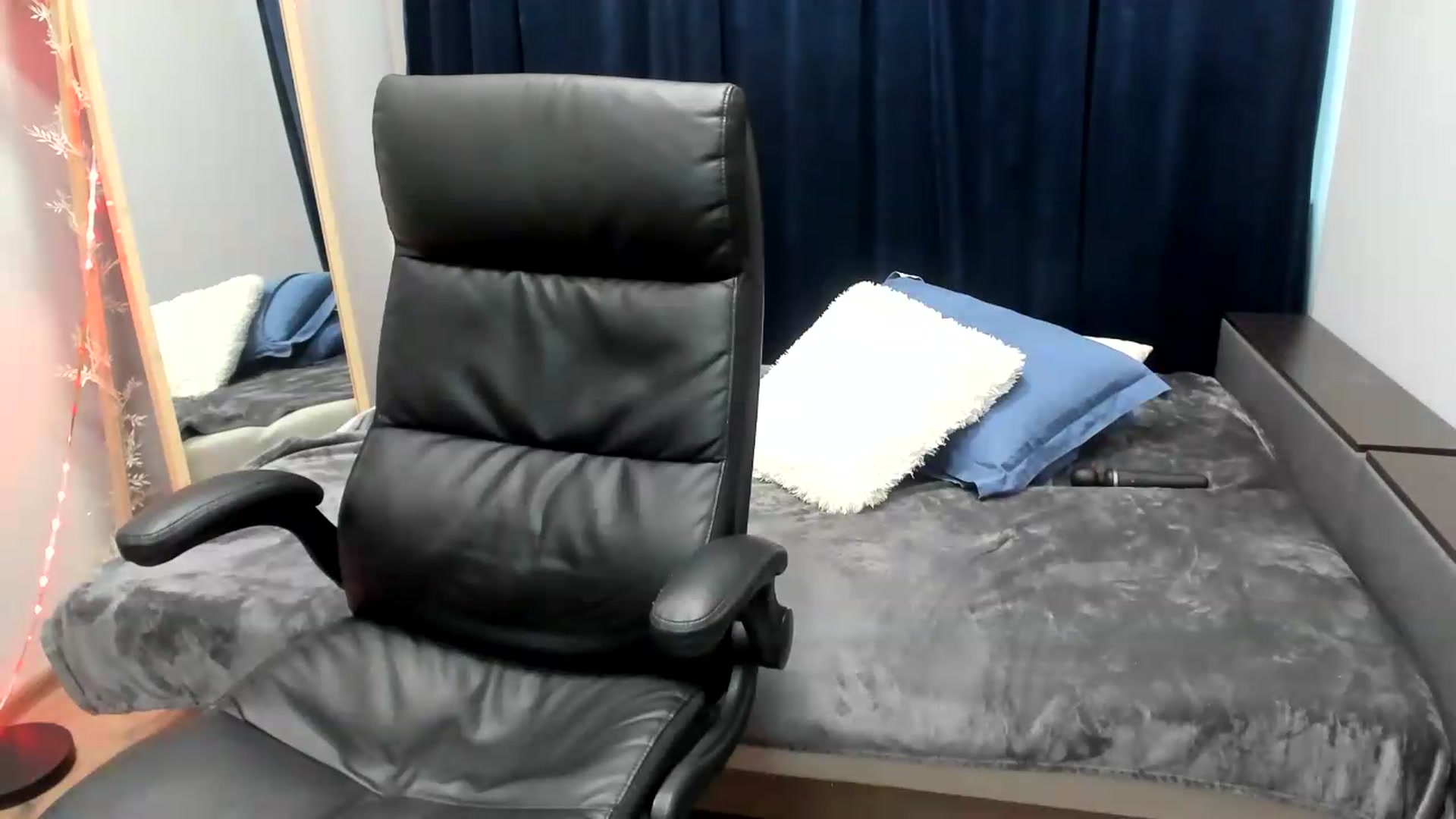 Gallery image thumbnail from TaisiaHot's myfreecams stream on, 07/06/2026, 11:50 image 11 of 20