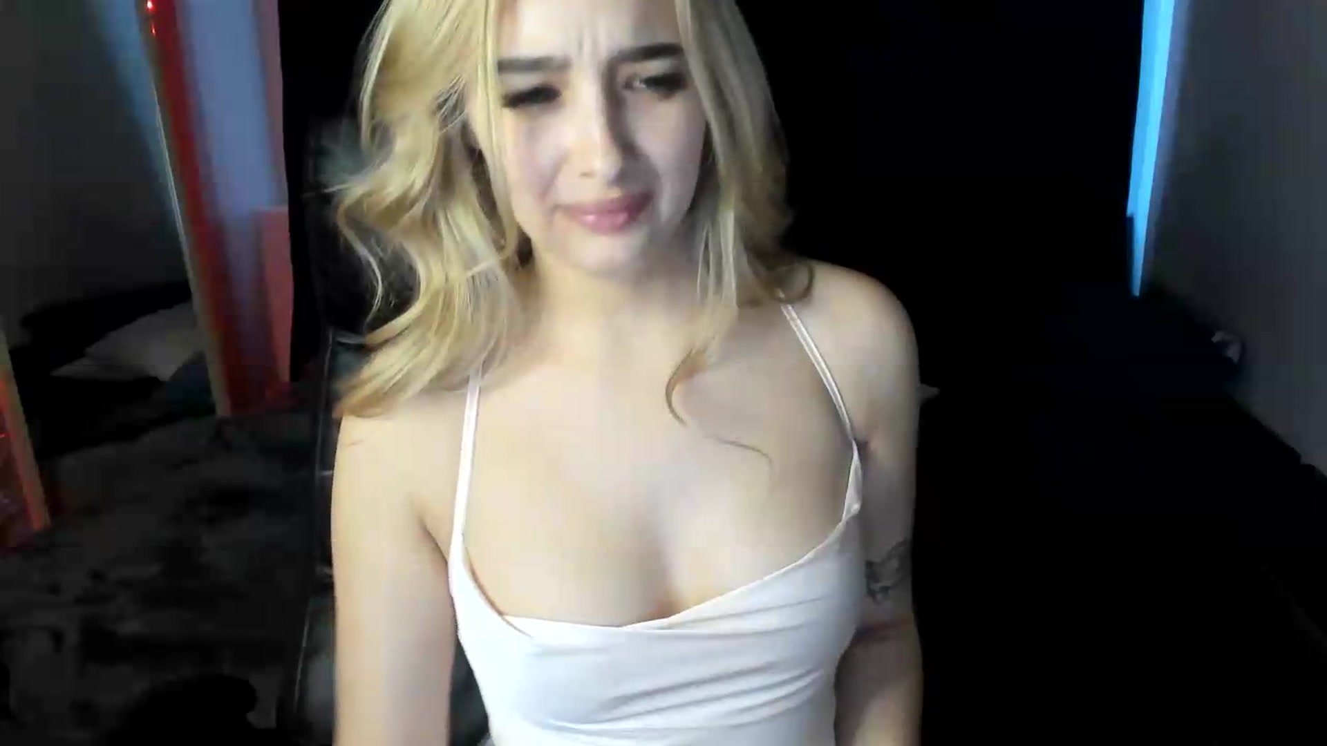 Gallery image thumbnail from TaisiaHot's myfreecams stream on, 07/08/2026, 09:24 image 16 of 20