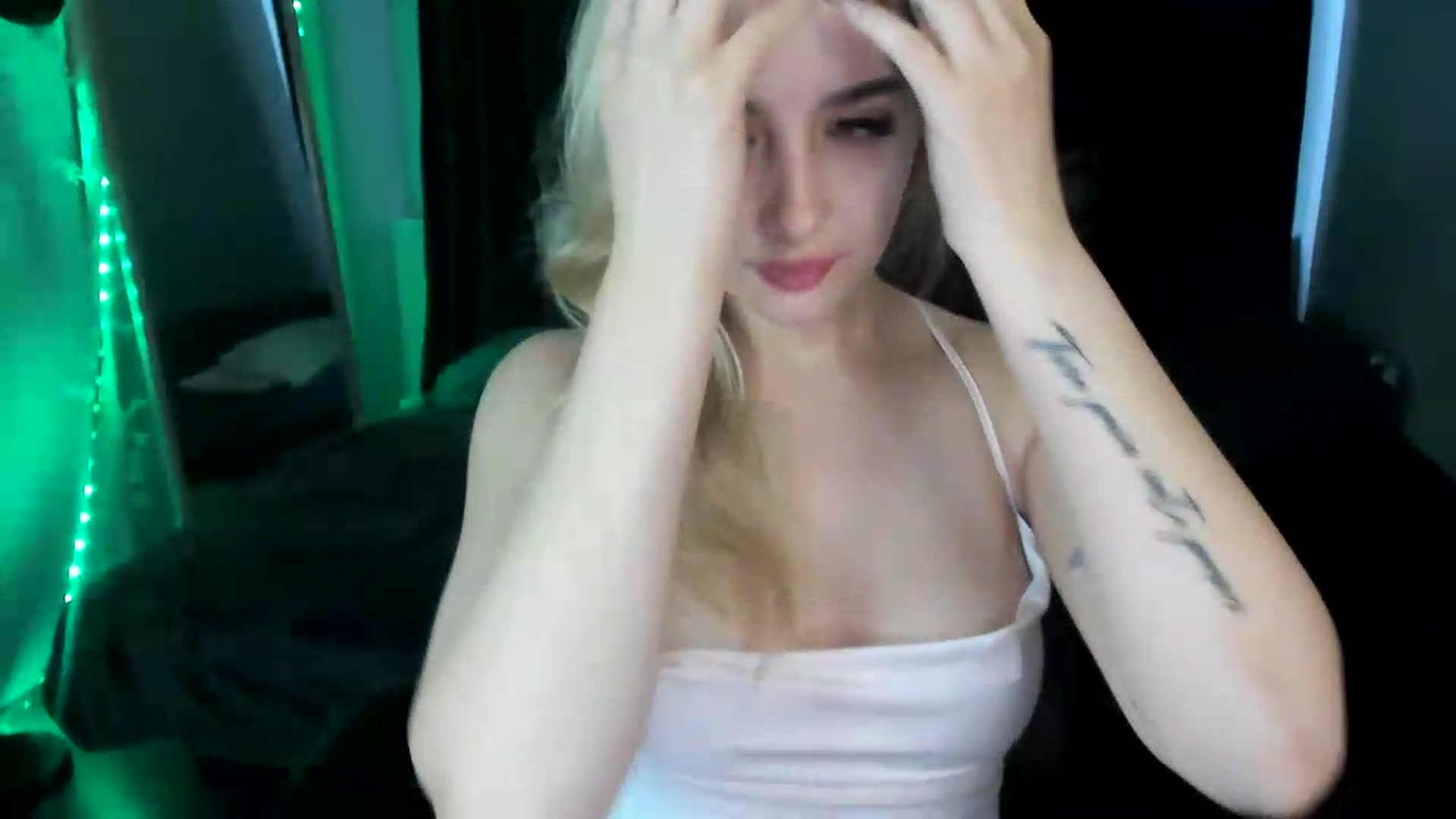 Gallery image thumbnail from TaisiaHot's myfreecams stream on, 07/08/2026, 11:19 image 18 of 20