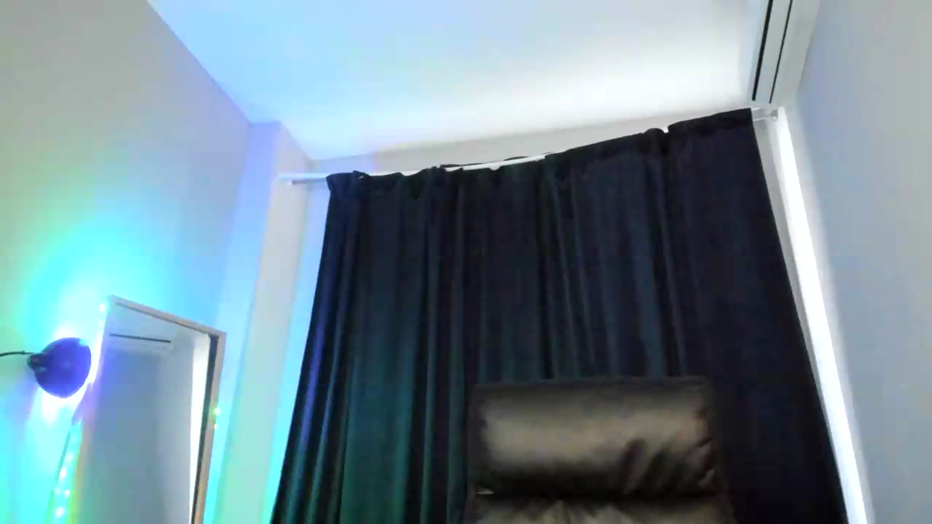 Gallery image thumbnail from TaisiaHot's myfreecams stream on, 07/10/2026, 10:02 image 6 of 20