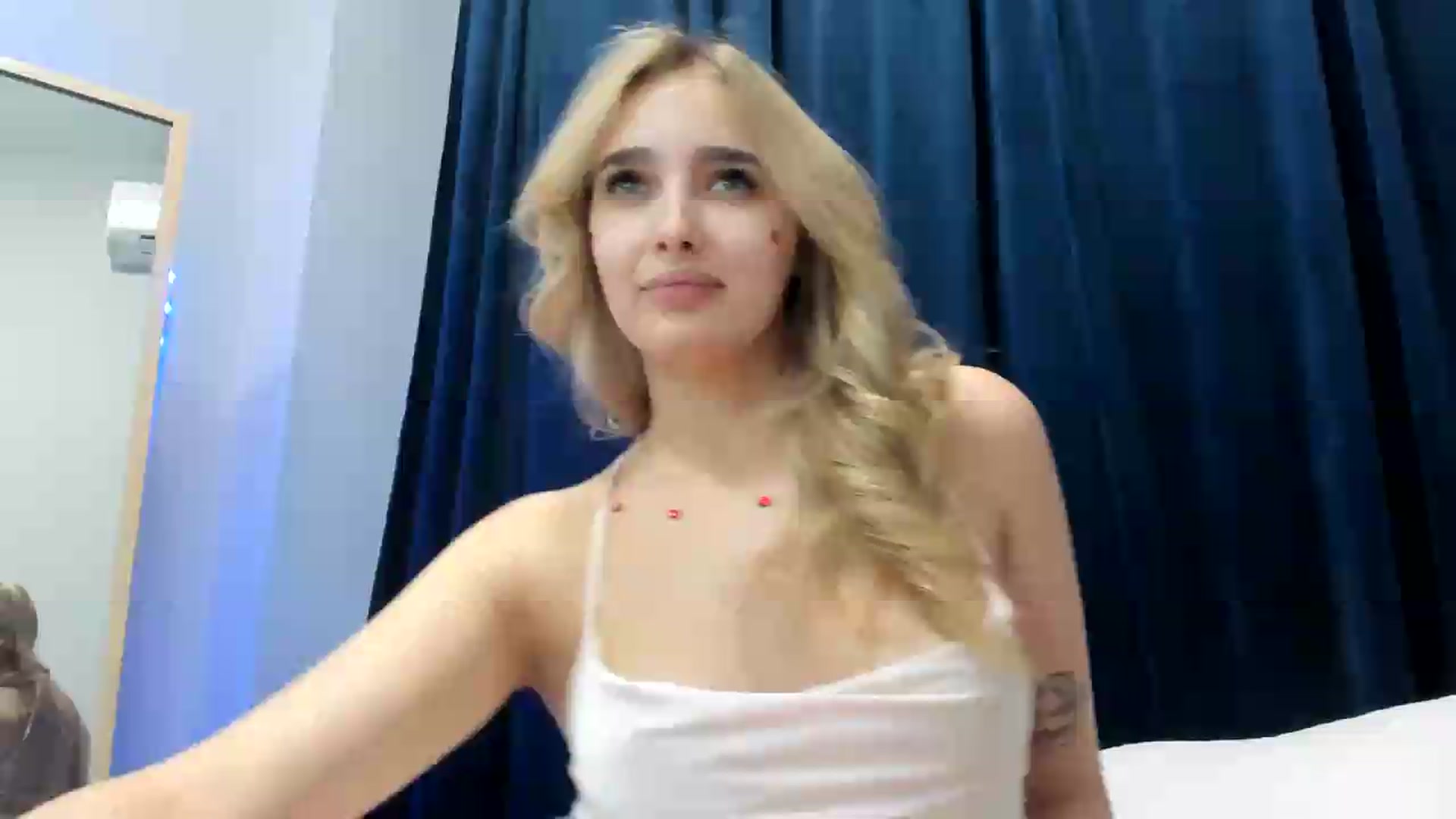 Gallery image thumbnail from TaisiaHot's myfreecams stream on, 07/10/2026, 13:43 image 18 of 20