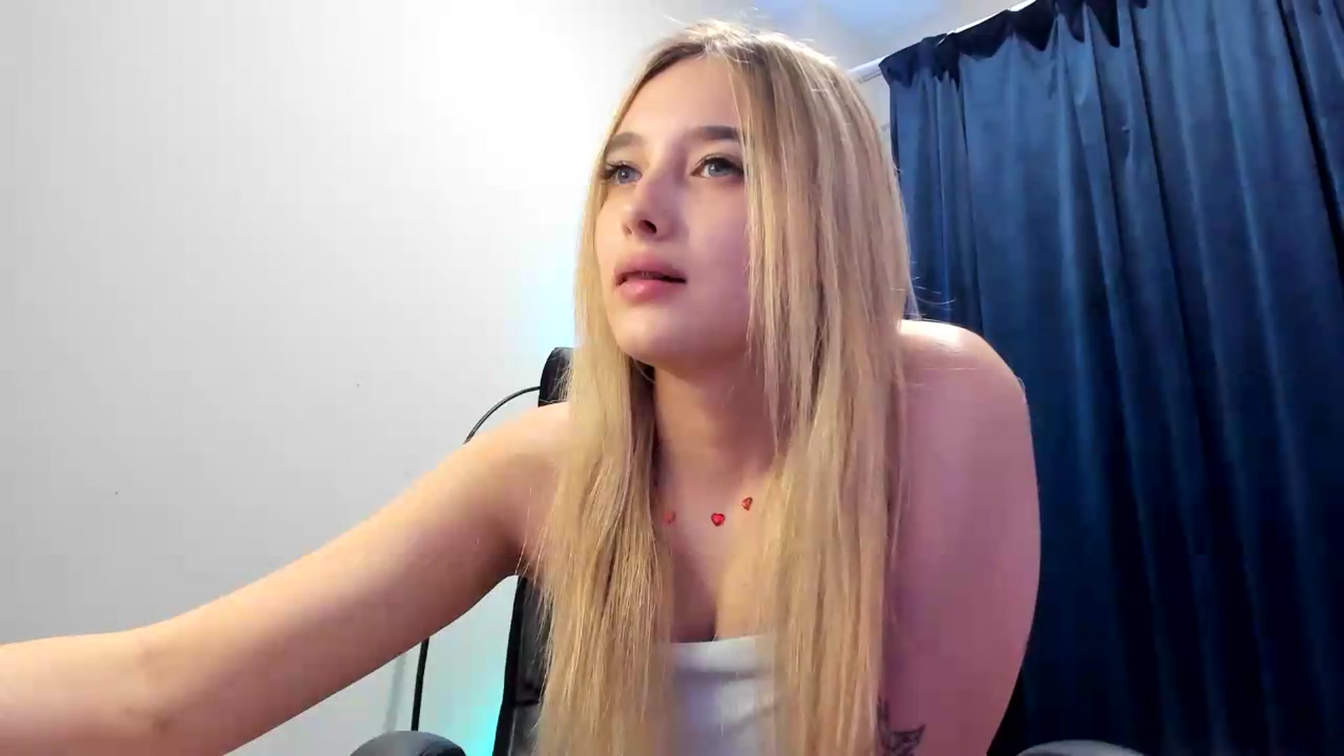 Gallery image thumbnail from TaisiaHot's myfreecams stream on, 07/17/2026, 10:04 image 14 of 20