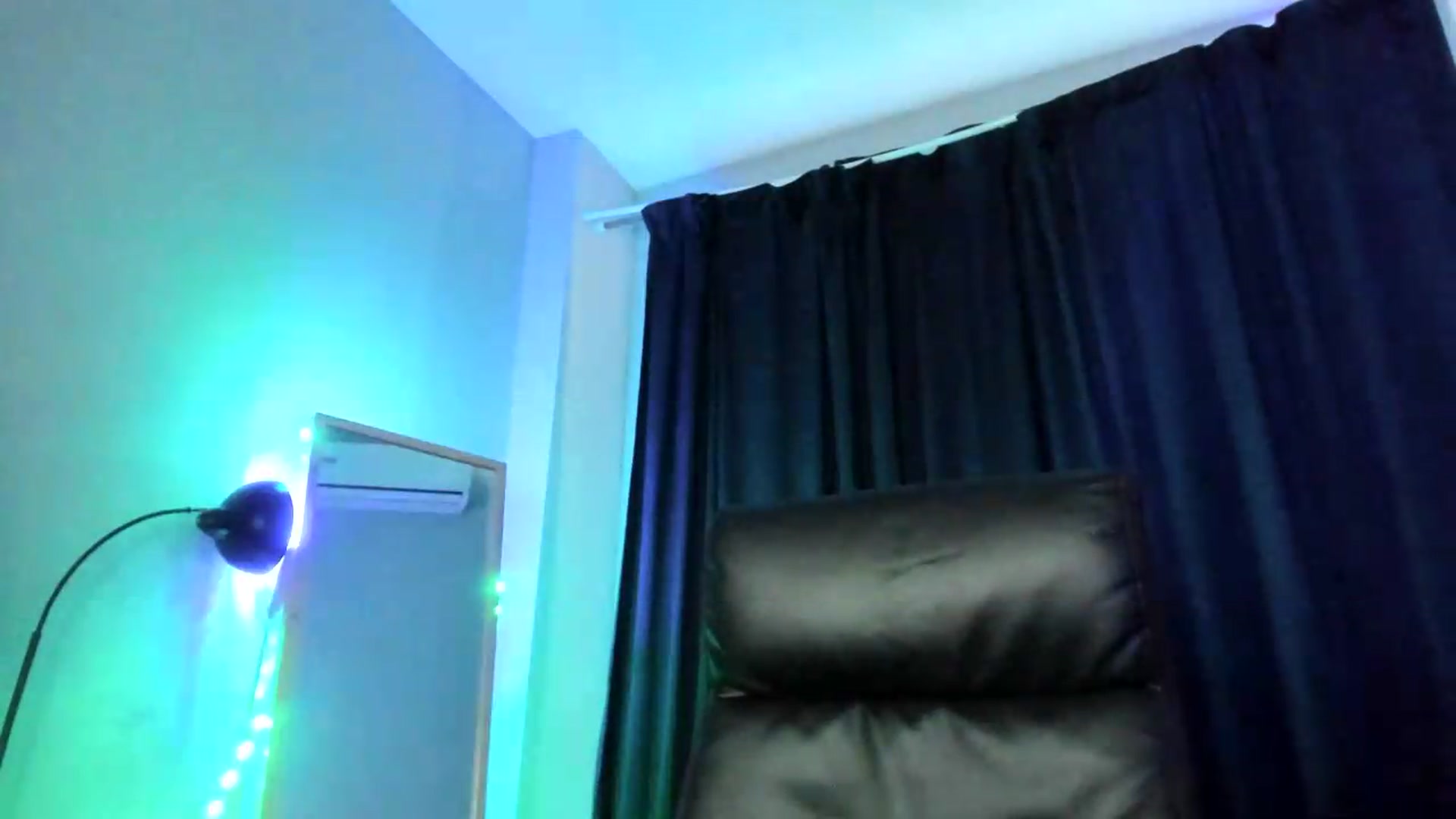 Gallery image thumbnail from TaisiaHot's myfreecams stream on, 07/18/2026, 12:07 image 13 of 20