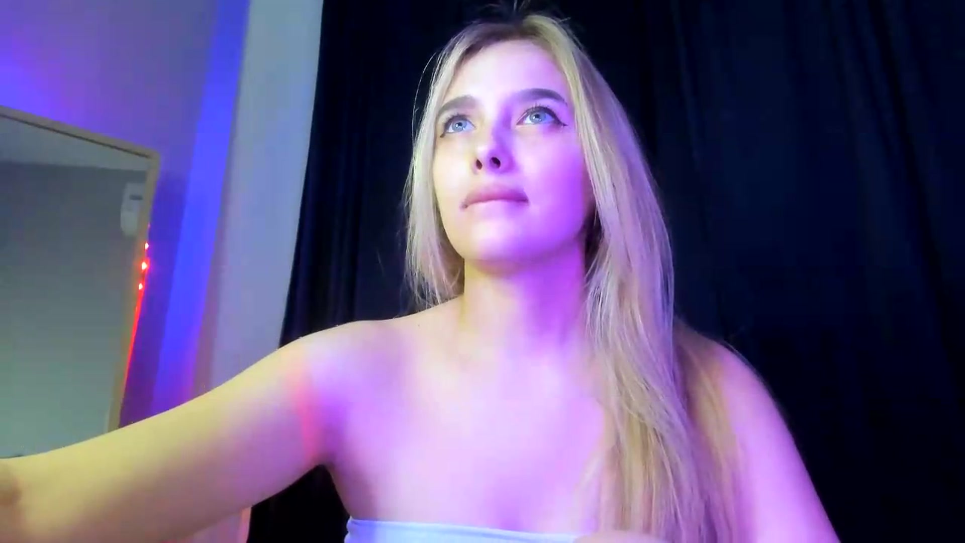 Gallery image thumbnail from TaisiaHot's myfreecams stream on, 07/20/2026, 13:08 image 7 of 20