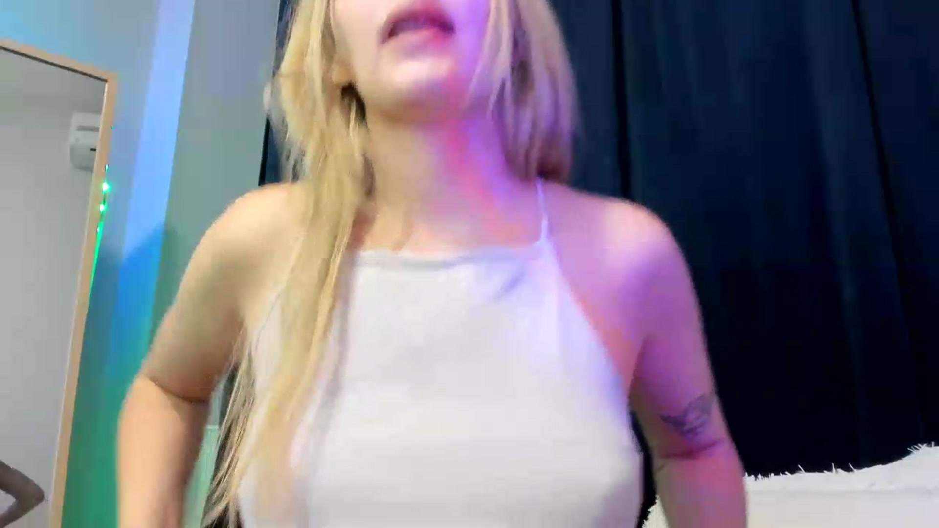 Gallery image thumbnail from TaisiaHot's myfreecams stream on, 07/21/2026, 10:44 image 11 of 20